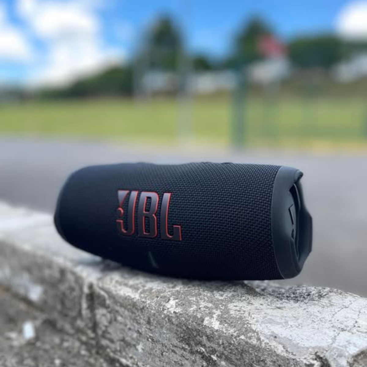 JBL Charge 5 - Cel mai bun și cel mai puternic sunet + cadou surpriză (DOAR ÎN ACEASTĂ SĂPTĂMÂNĂ!)