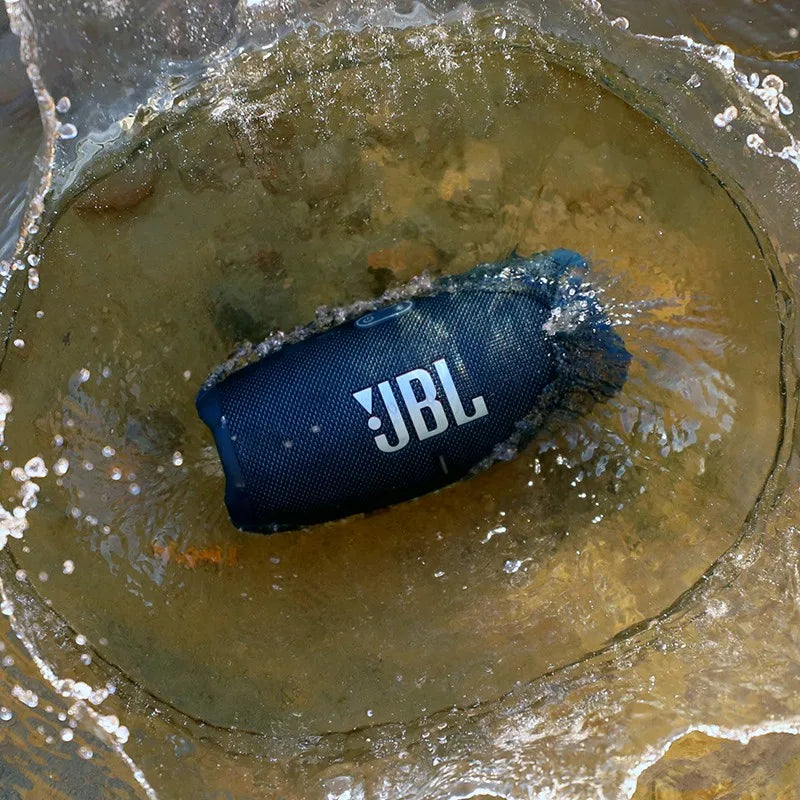 JBL Charge 5 - Cel mai bun și cel mai puternic sunet + cadou surpriză (DOAR ÎN ACEASTĂ SĂPTĂMÂNĂ!)